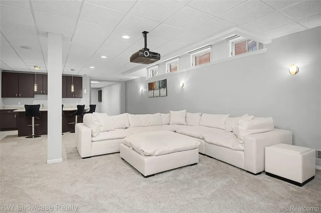 5608 Pembrooke Crossing West Bloomfield Charter Township MI 48322