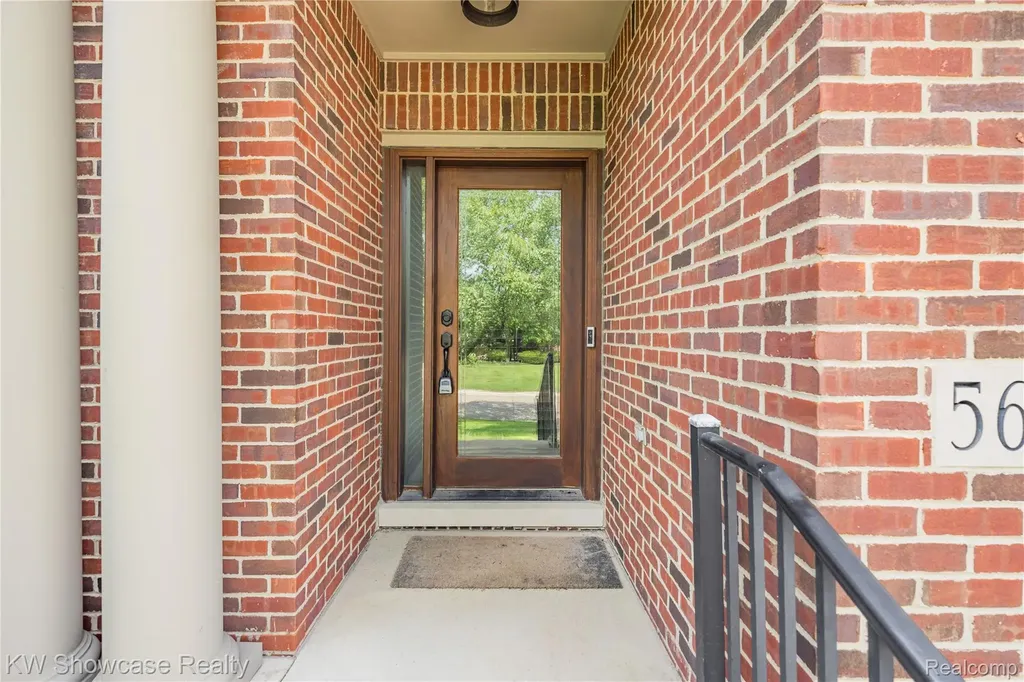 5608 Pembrooke Crossing West Bloomfield Charter Township MI 48322