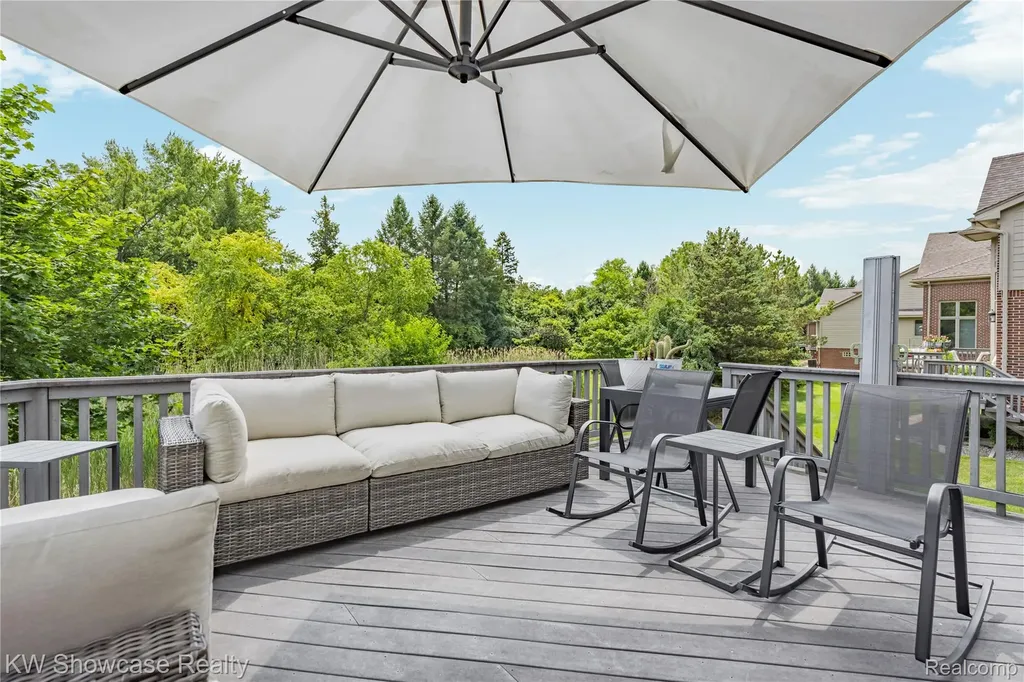 5608 Pembrooke Crossing West Bloomfield Charter Township MI 48322