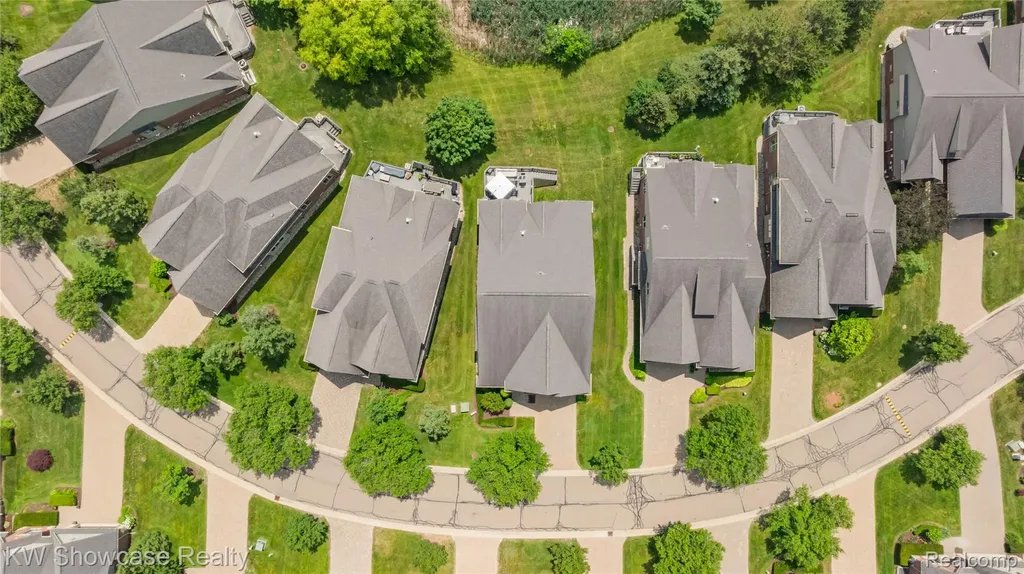 5608 Pembrooke Crossing West Bloomfield Charter Township MI 48322