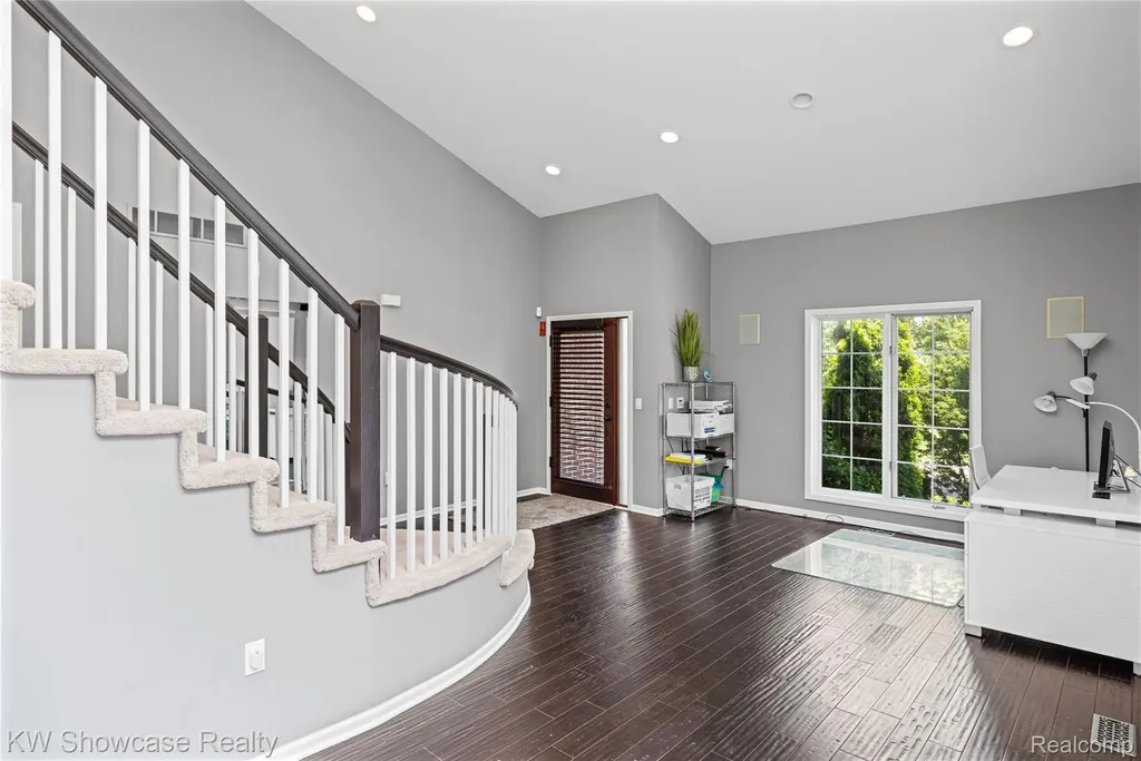 5608 Pembrooke Crossing West Bloomfield Charter Township MI 48322