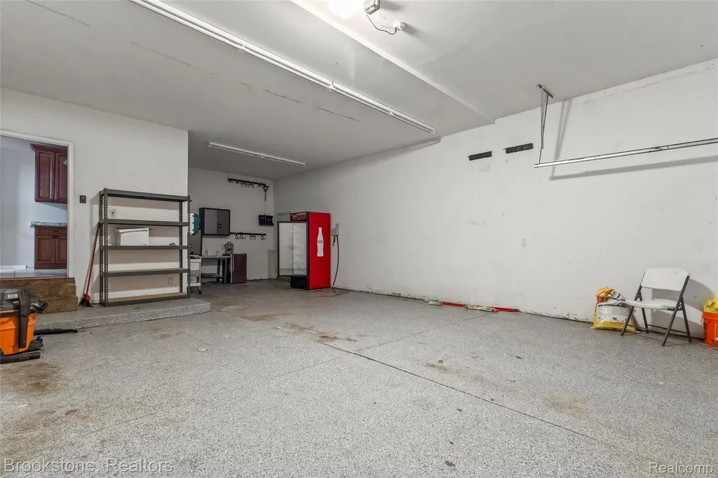 2115 Aldwin Drive West Bloomfield Charter Township MI 48324
