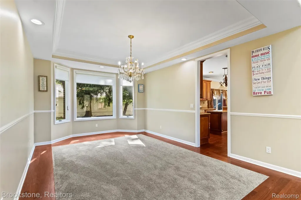 2115 Aldwin Drive West Bloomfield Charter Township MI 48324