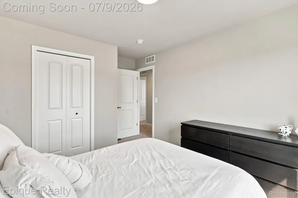 7269 Wildflower Ct Court Grand Blanc Charter Township MI 48439