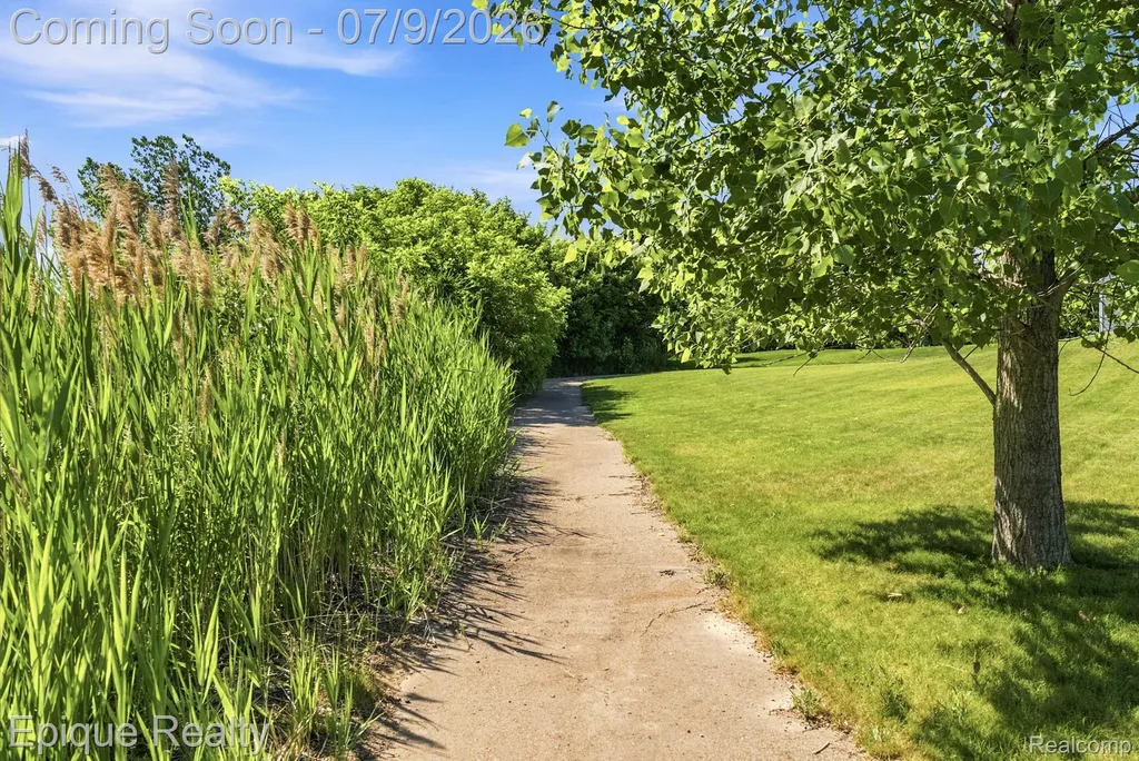 7269 Wildflower Ct Court Grand Blanc Charter Township MI 48439