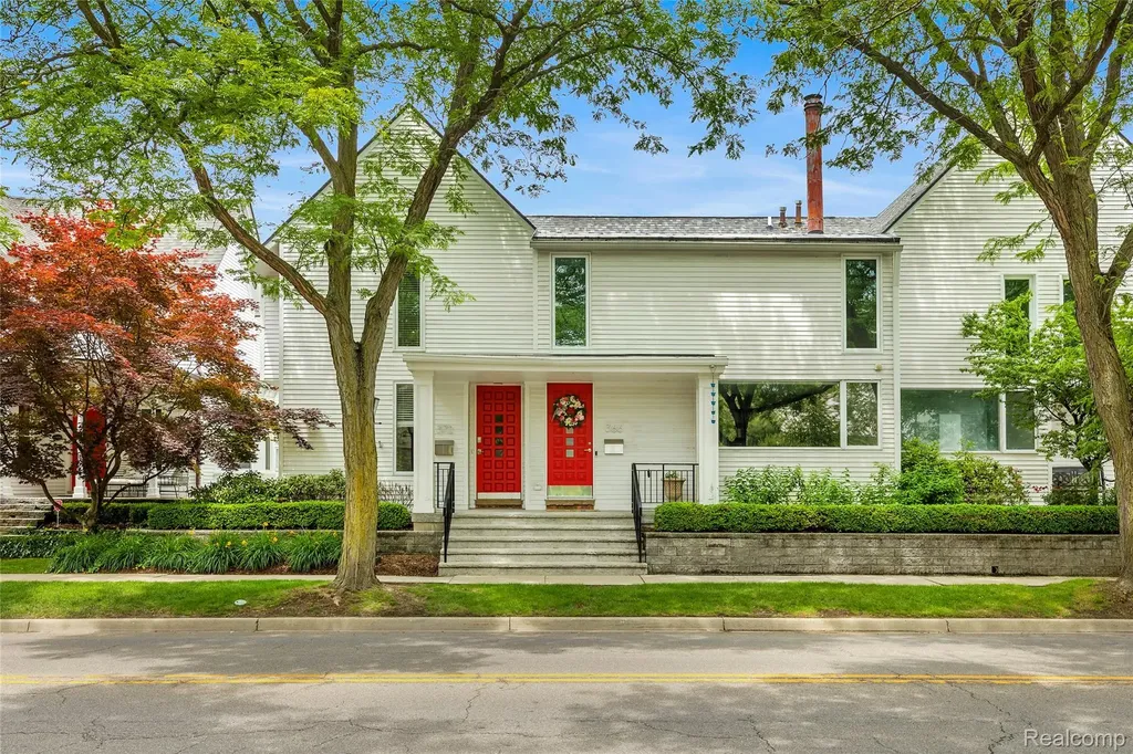 366 W Brown Street Birmingham City MI 48009
