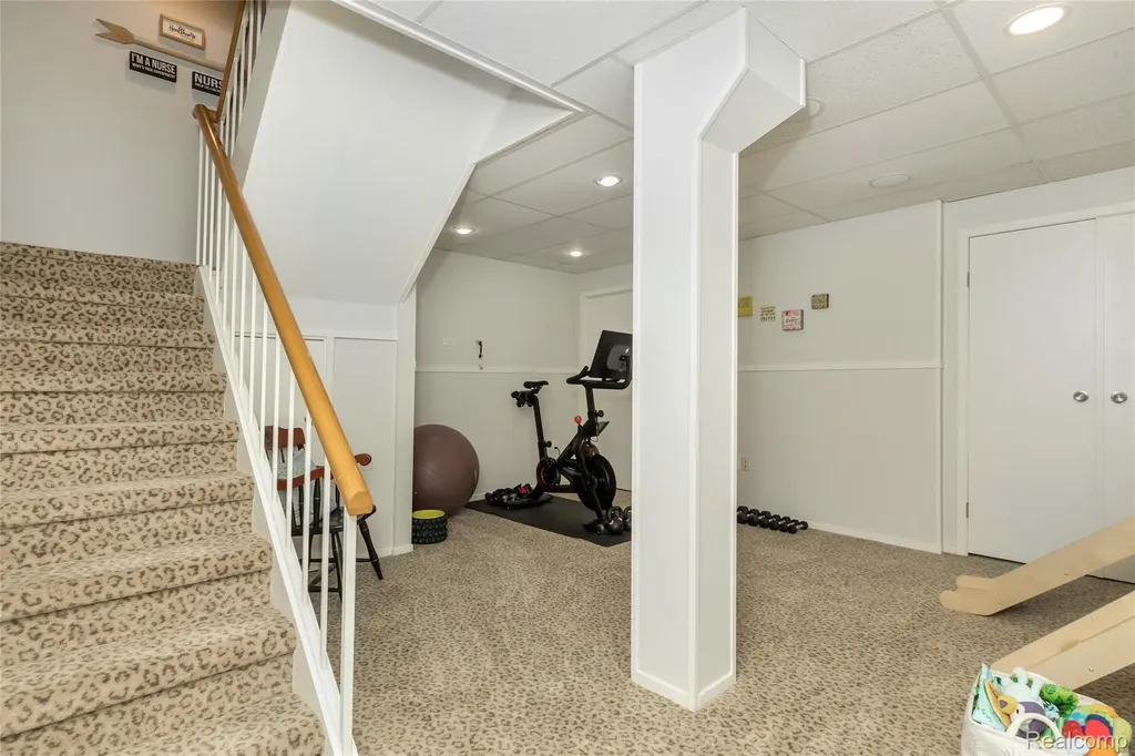 366 W Brown Street Birmingham City MI 48009