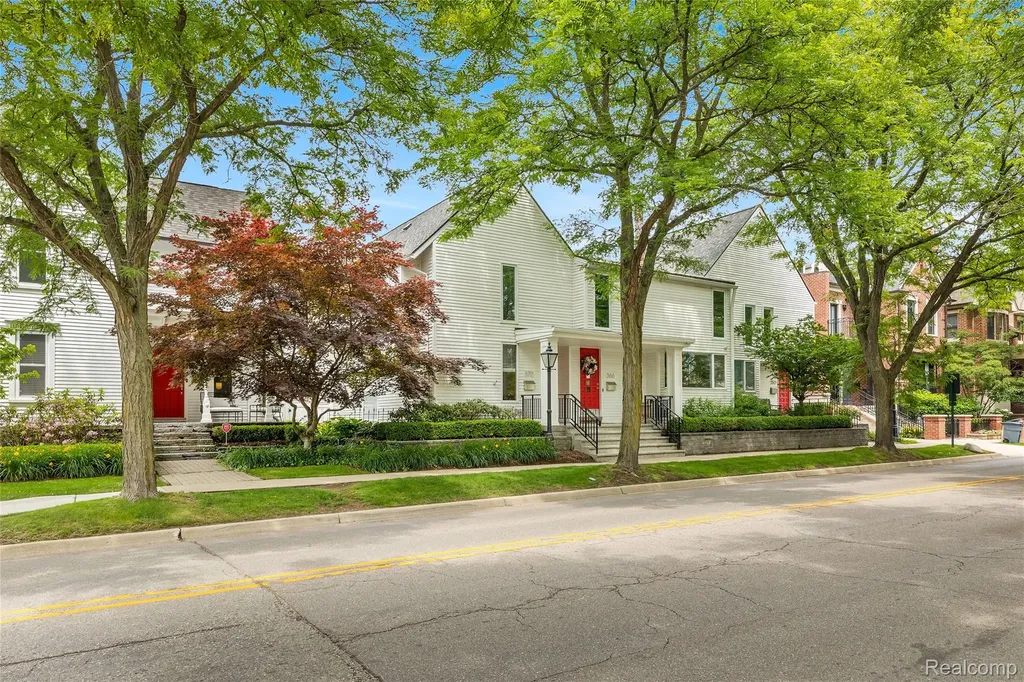 366 W Brown Street Birmingham City MI 48009
