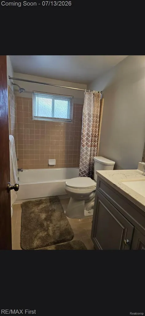 27771 Lorenz Street Madison Heights City MI 48071
