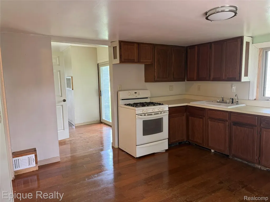 7371 Mill Street Owendale Village MI 48754