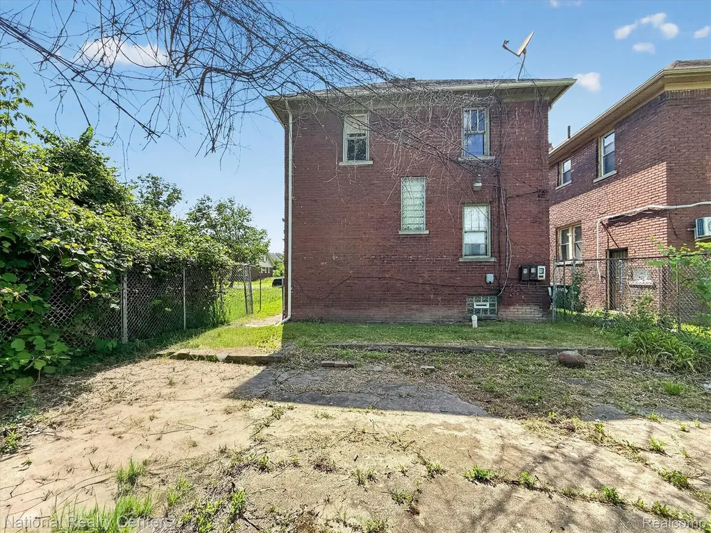 12668 Stoepel Detroit City MI 48221