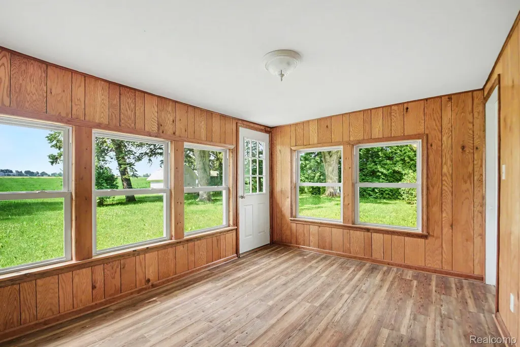 7275 Kraft Street Pigeon Village MI 48755