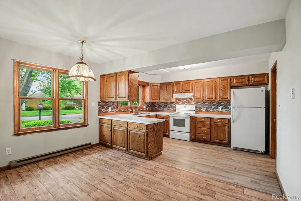 7275 Kraft Street Pigeon Village MI 48755