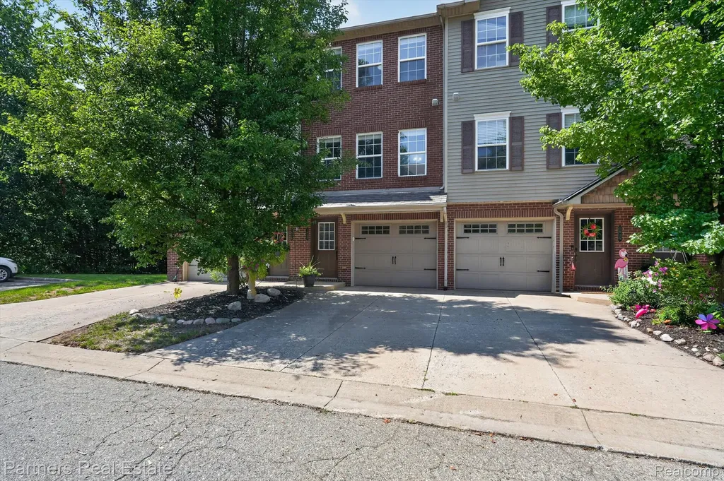 1617 Red Hickory Court Howell Township MI 48855