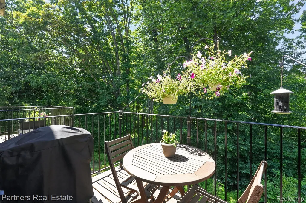 1617 Red Hickory Court Howell Township MI 48855