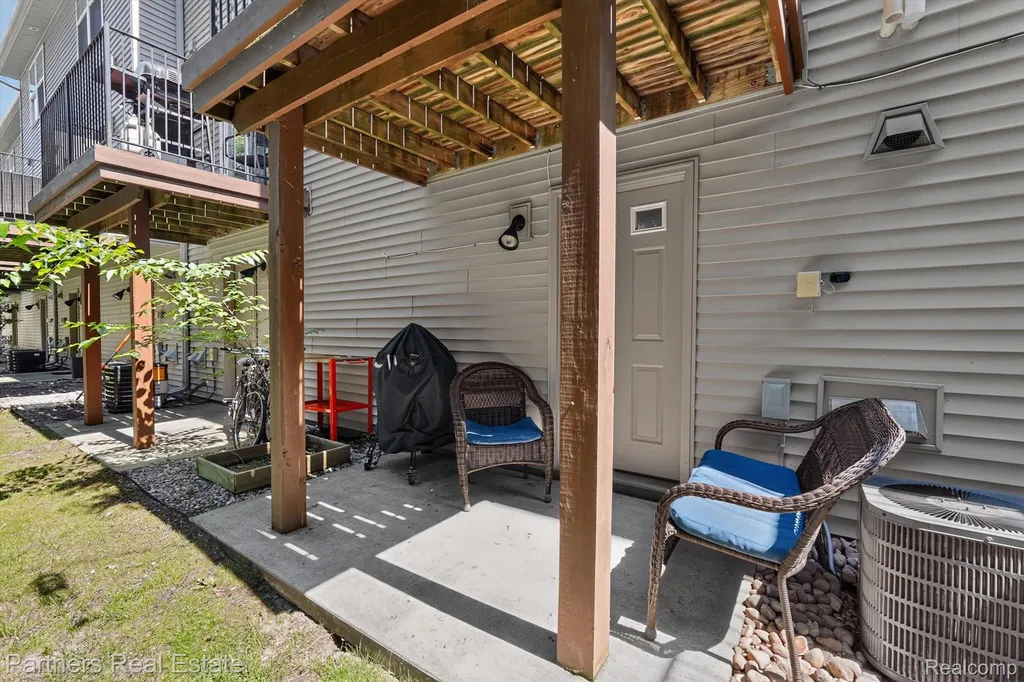 1617 Red Hickory Court Howell Township MI 48855