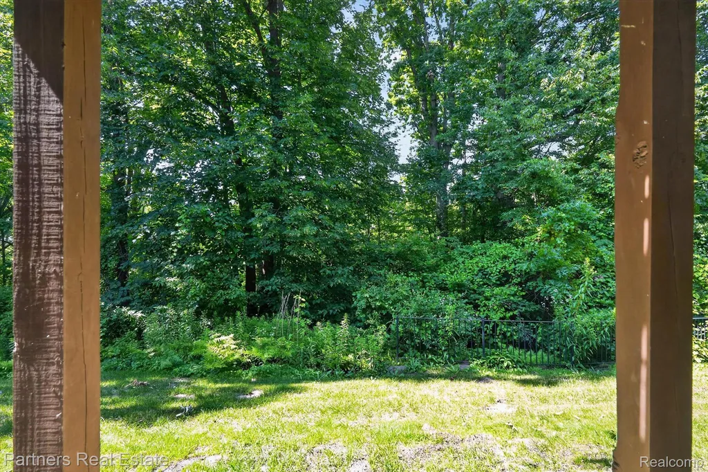 1617 Red Hickory Court Howell Township MI 48855