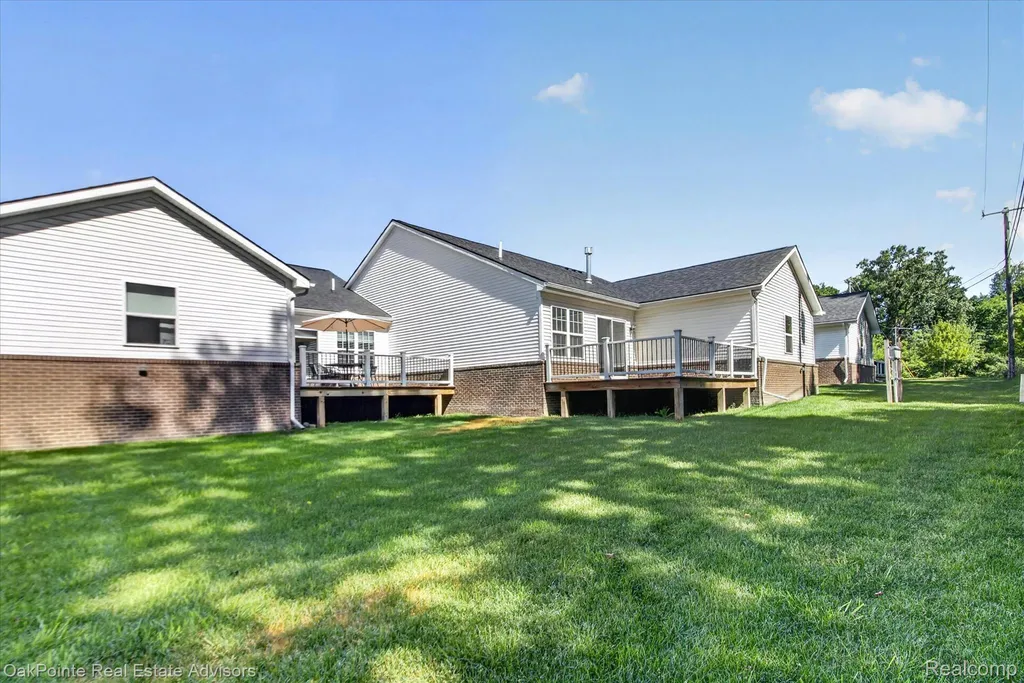 26640 Orchard Lake Road Farmington Hills City MI 48334