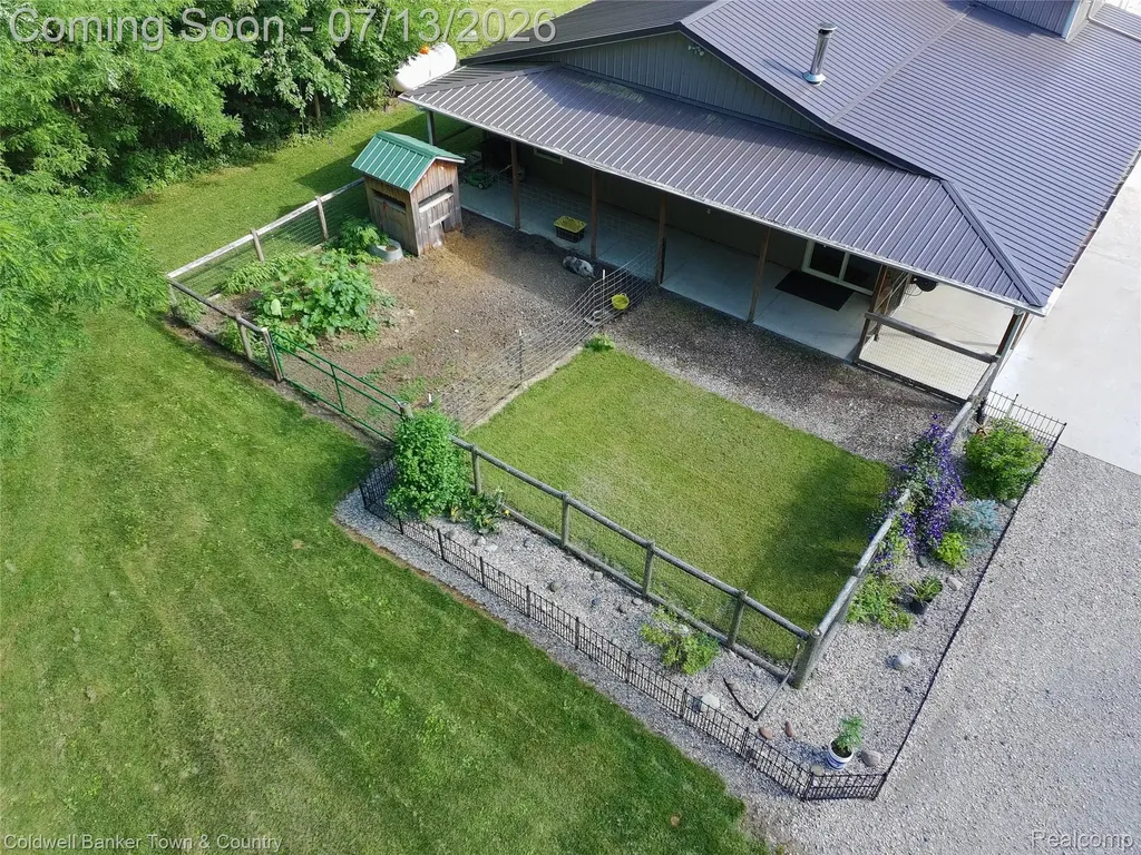 6150 Fleming Road Cohoctah Township MI 48836
