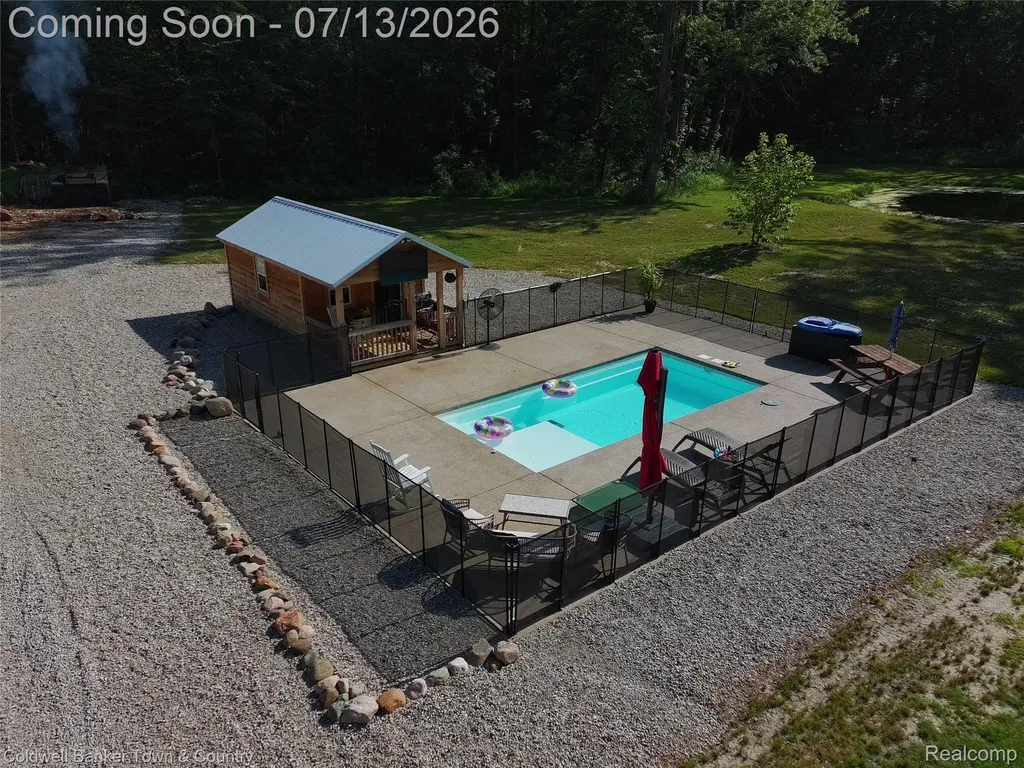 6150 Fleming Road Cohoctah Township MI 48836