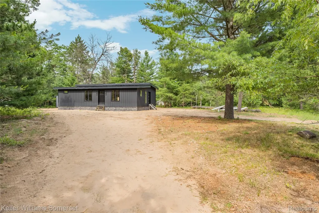 202 Antelope Trail Denton Township MI 48651