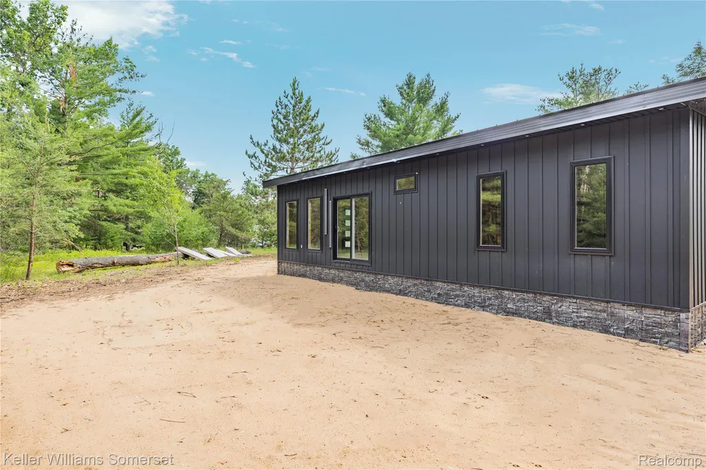 202 Antelope Trail Denton Township MI 48651