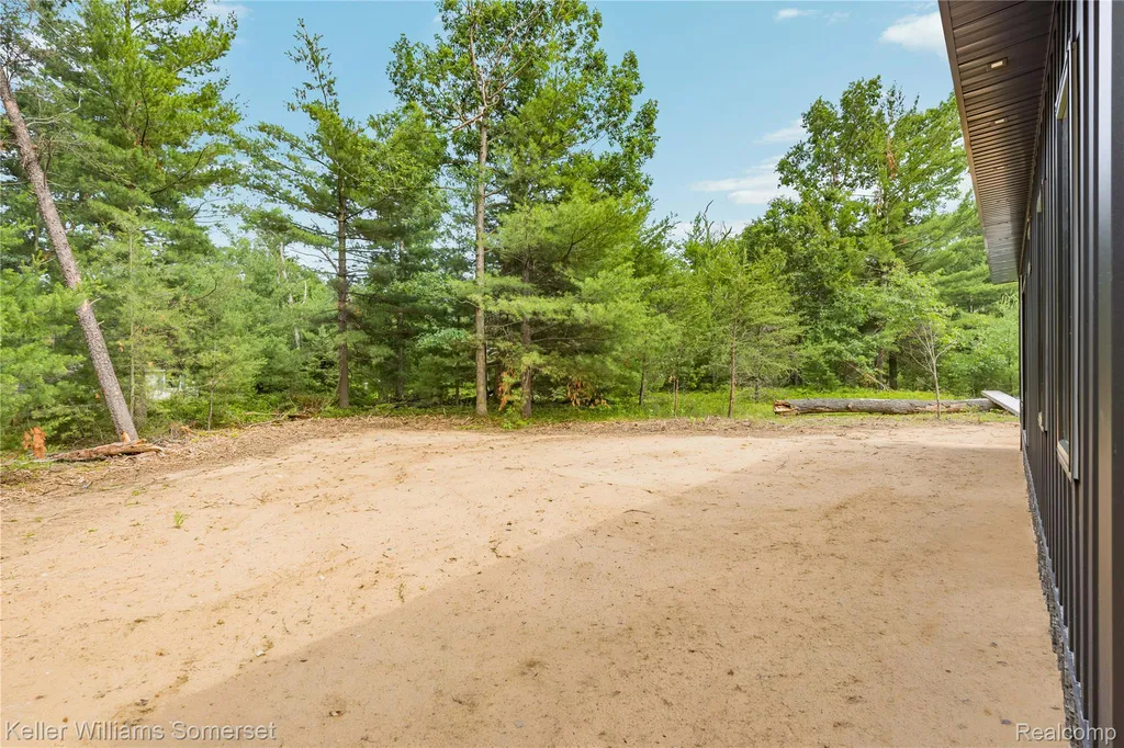 202 Antelope Trail Denton Township MI 48651