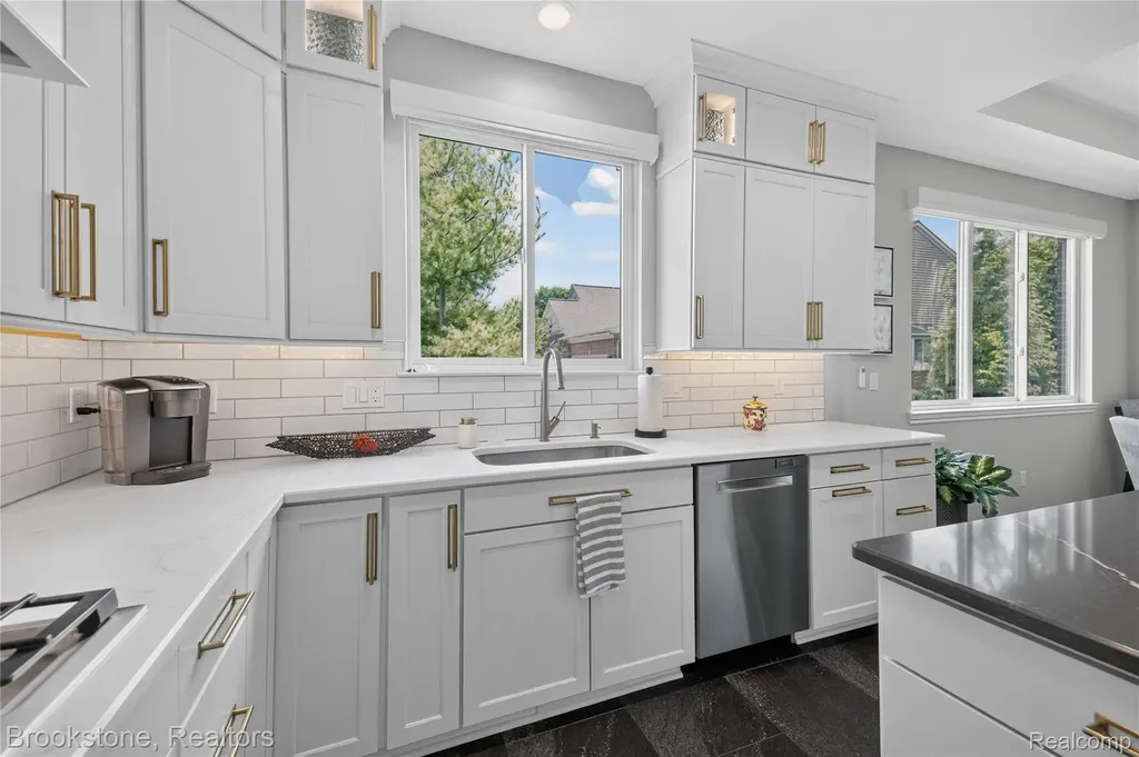 2167 Sanctuary Court Rochester Hills City MI 48309