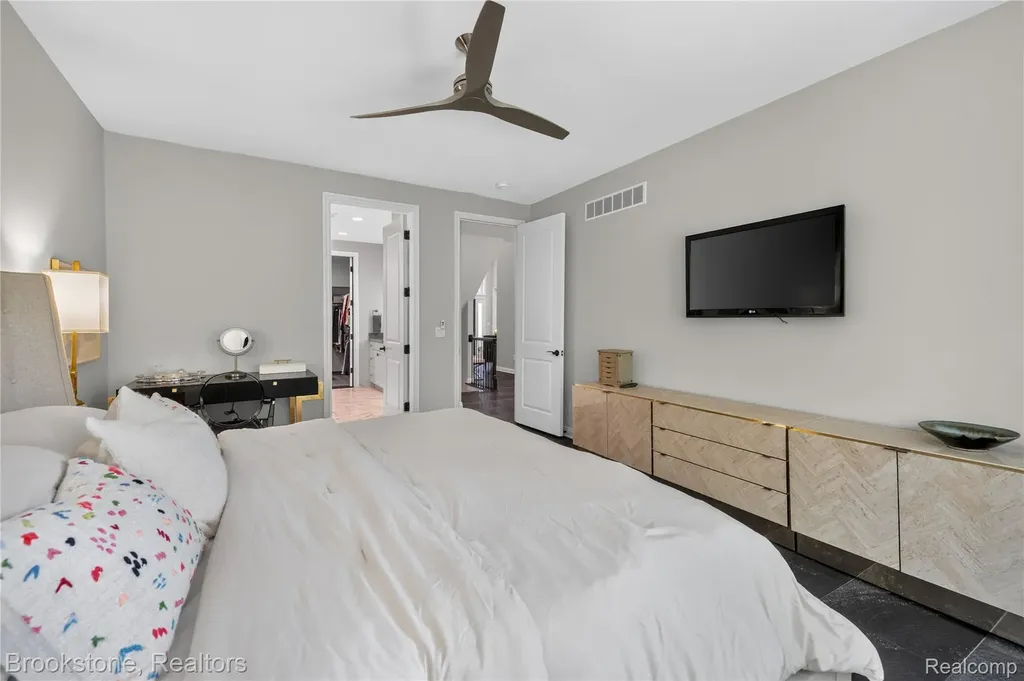 2167 Sanctuary Court Rochester Hills City MI 48309