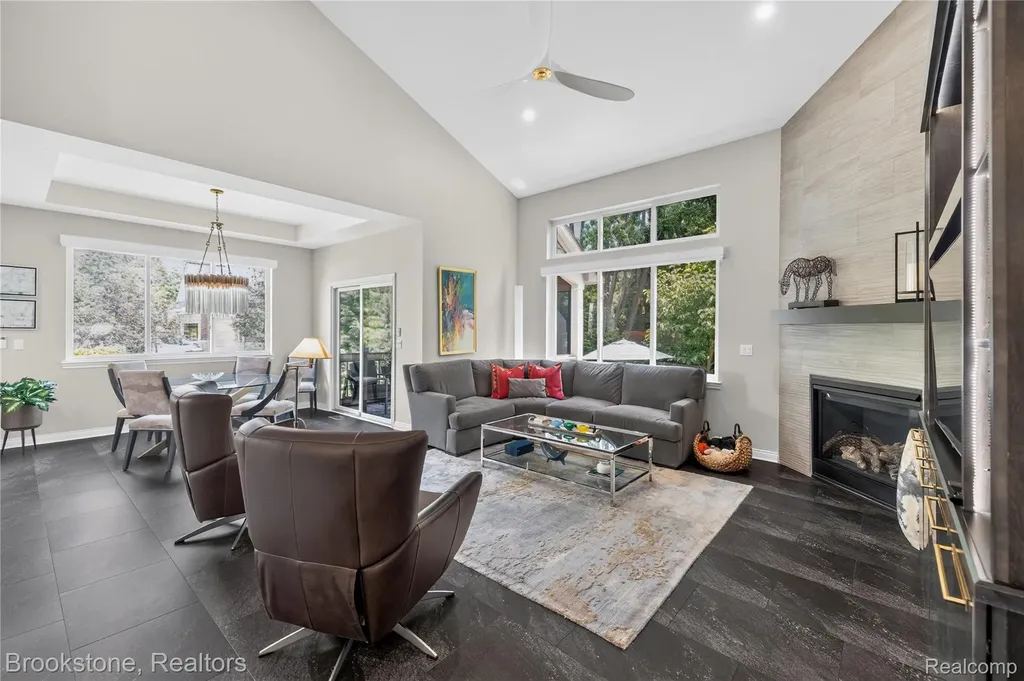 2167 Sanctuary Court Rochester Hills City MI 48309