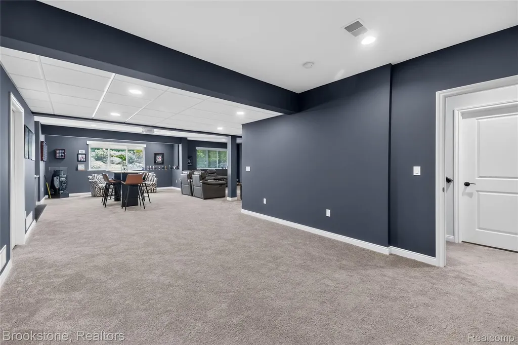 2167 Sanctuary Court Rochester Hills City MI 48309