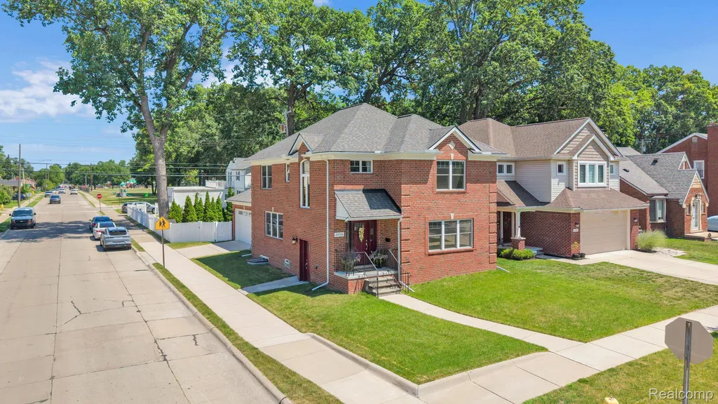23550 Wilson Avenue Dearborn City MI 48128