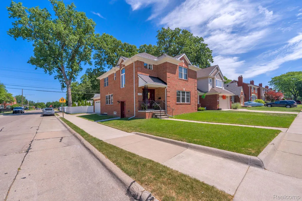 23550 Wilson Avenue Dearborn City MI 48128