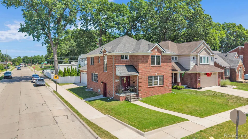 23550 Wilson Avenue Dearborn City MI 48128
