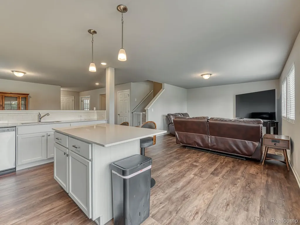 410 Settlers Cove Tecumseh City MI 49286