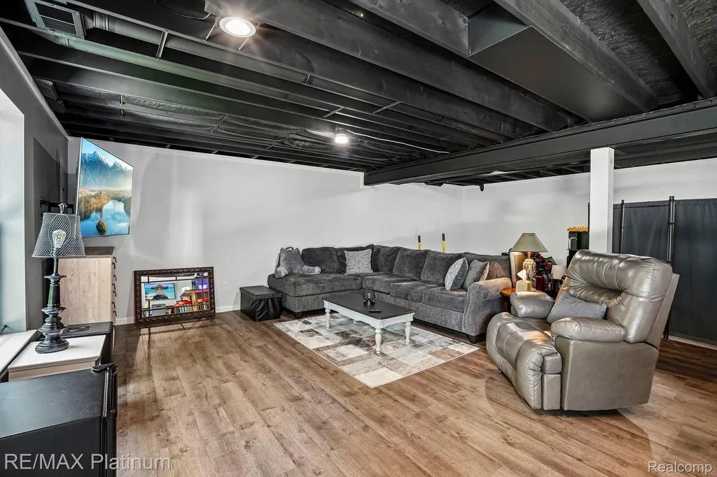 2963 Blue Sky Drive Oceola Township MI 48843