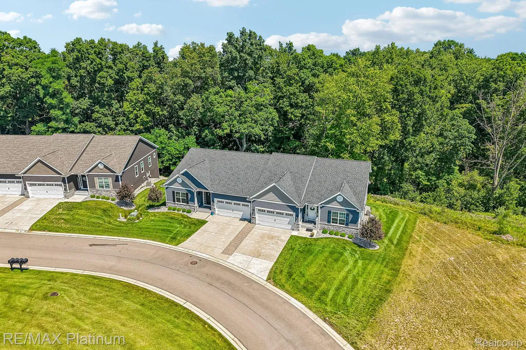 2963 Blue Sky Drive Oceola Township MI 48843