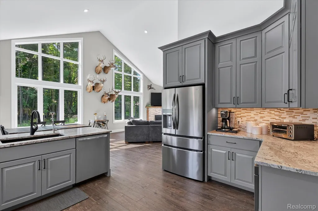200 N Pleasant Valley Road Hartland Township MI 48380