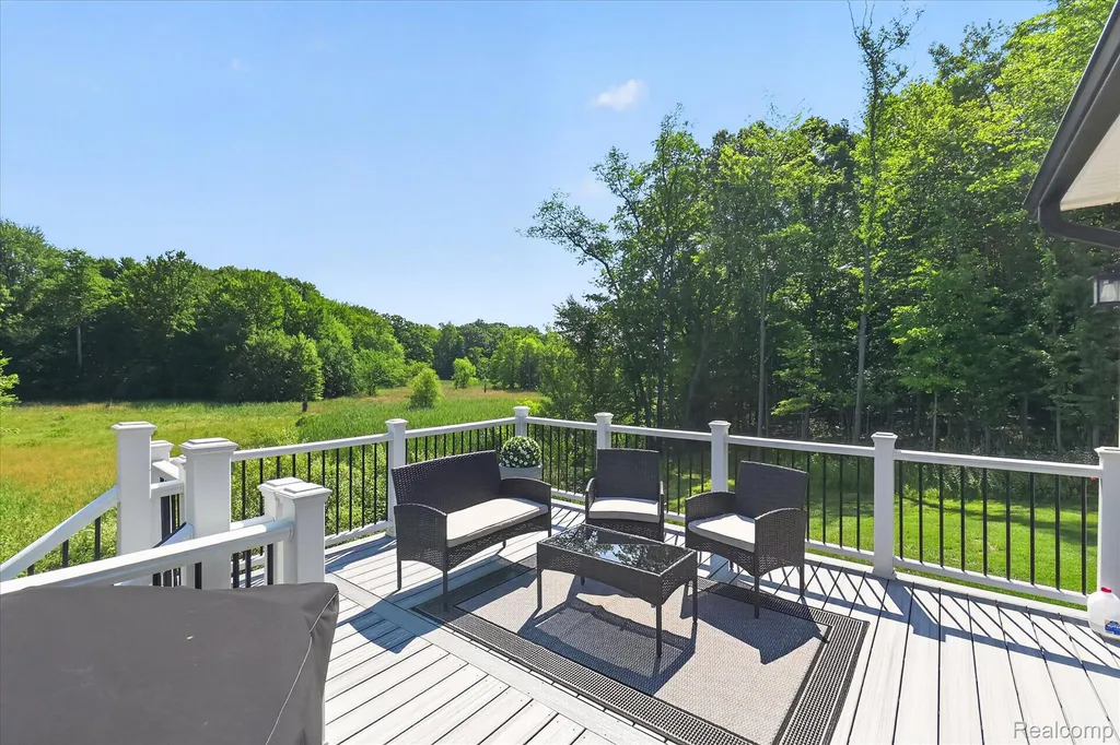 200 N Pleasant Valley Road Hartland Township MI 48380