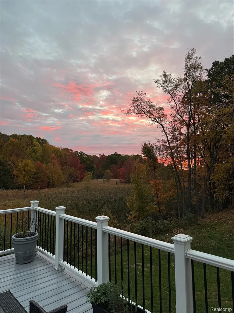 200 N Pleasant Valley Road Hartland Township MI 48380