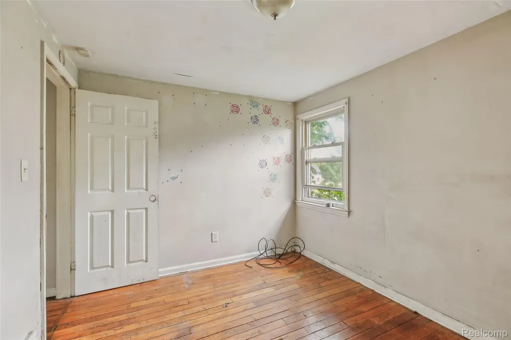 5935 Cadieux Road Detroit City MI 48224