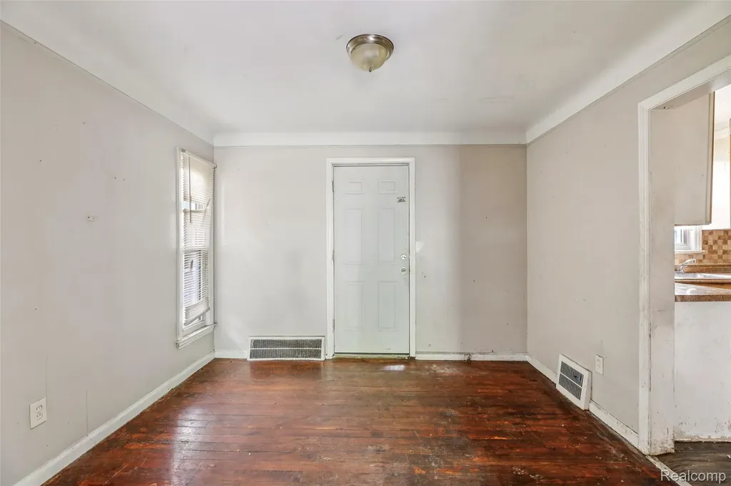 5935 Cadieux Road Detroit City MI 48224