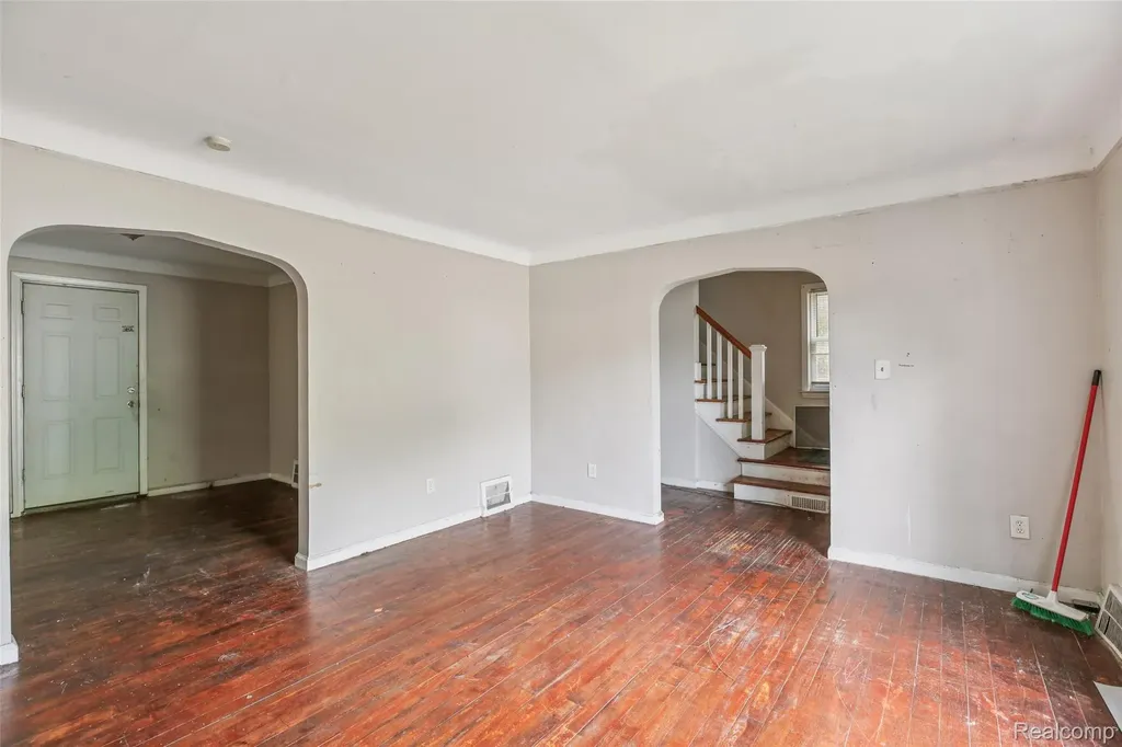 5935 Cadieux Road Detroit City MI 48224