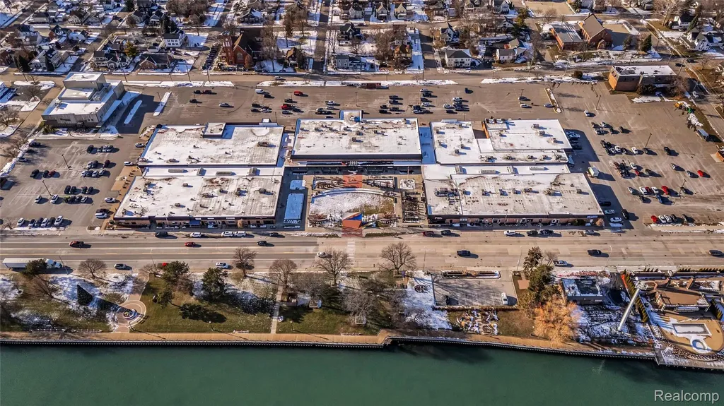 201 N Riverside Avenue St. Clair City MI 48079