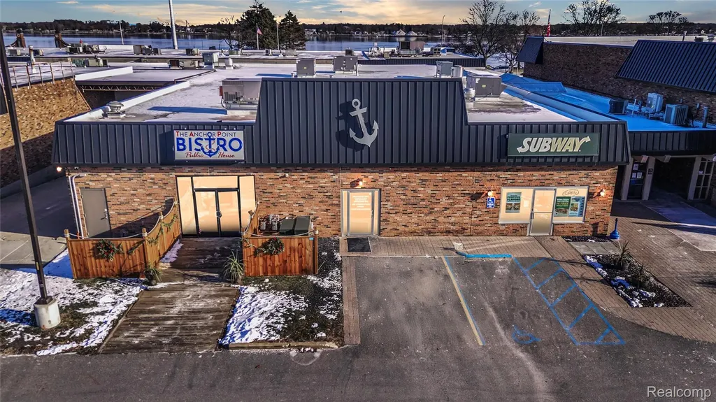 201 N Riverside Avenue St. Clair City MI 48079