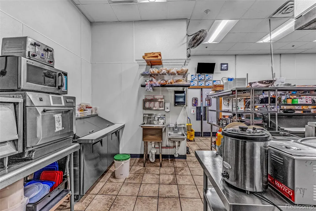 201 N Riverside Avenue St. Clair City MI 48079