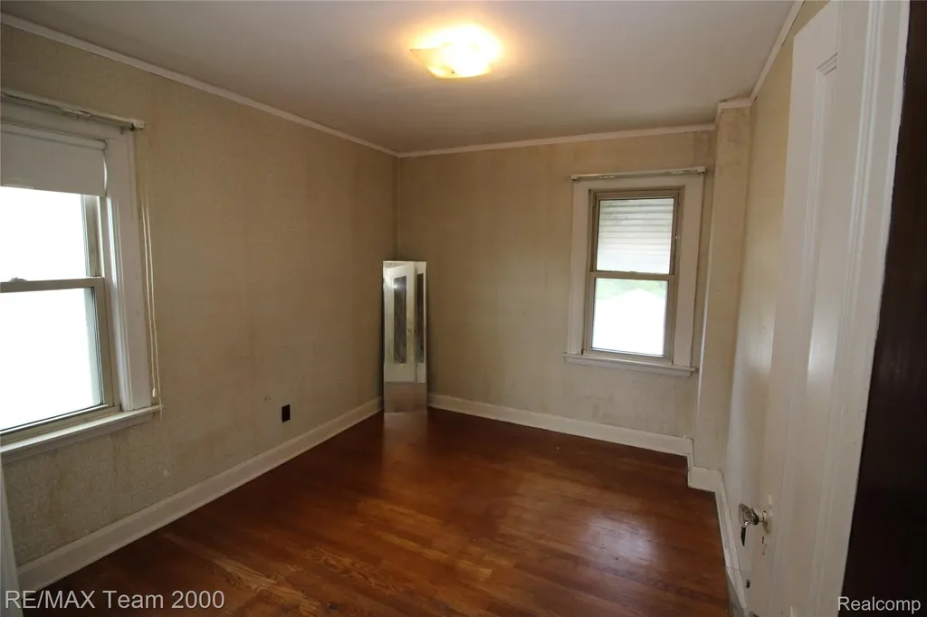 6115 Hartwell Street Dearborn City MI 48126