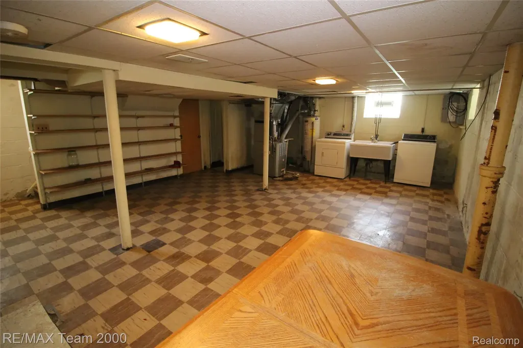 6115 Hartwell Street Dearborn City MI 48126
