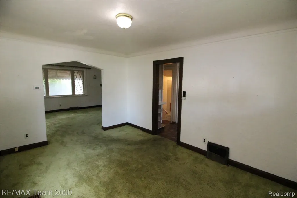 6115 Hartwell Street Dearborn City MI 48126