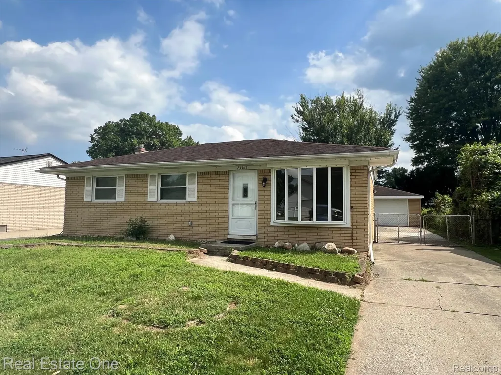 25563 Baker Taylor City MI 48180